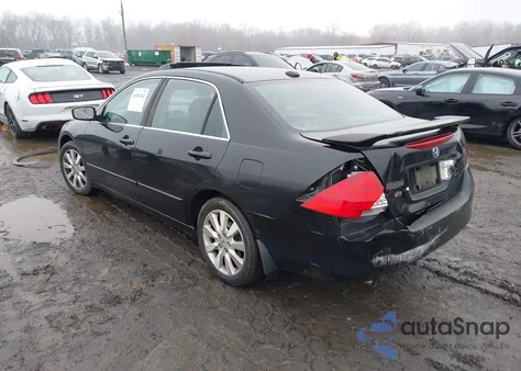 2007 Honda Accord 3.0 Ex z USA, uszkodzony, nr VIN 1HGCM66587A020977